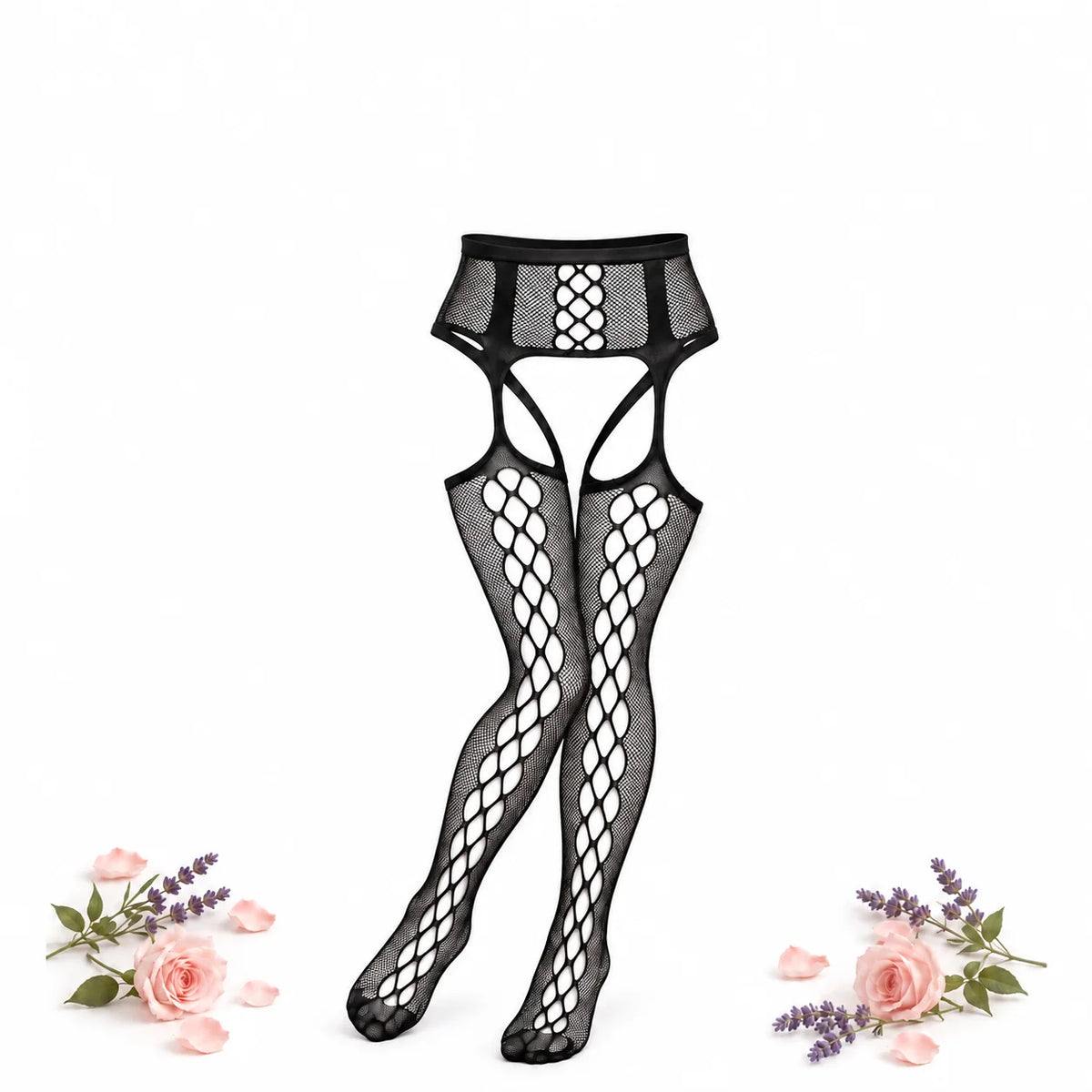 Schwarze Netzstrümpfe mit verbundenem Strapsgürtel und großmaschigen Mustern, umrahmt von Rosen und Lavendel.